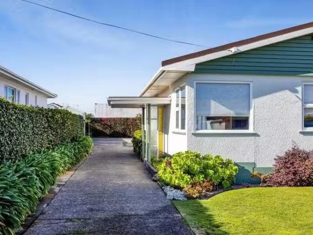 House for rent in Taranaki