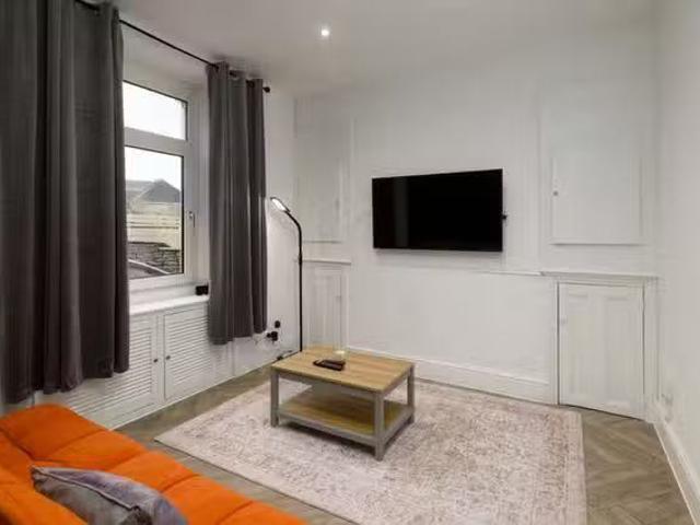 Apartment for rent in Coedffranc, Neath Abbey