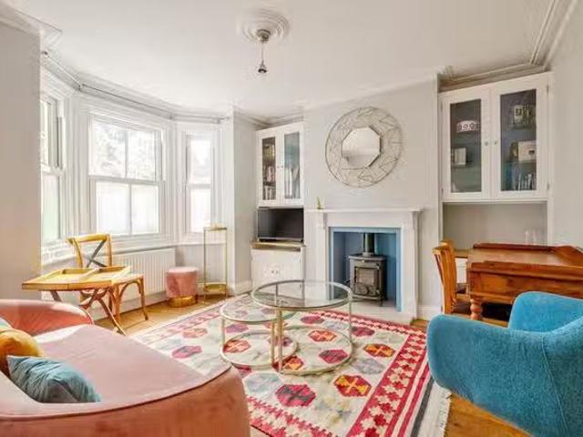 Apartment for rent in Robin Hood, The Slade