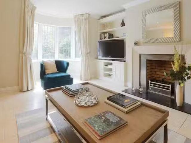 Apartment to rent in Dublin 4, Bluebell