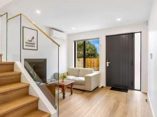 Apartment for rent in Owhata, Oroua County