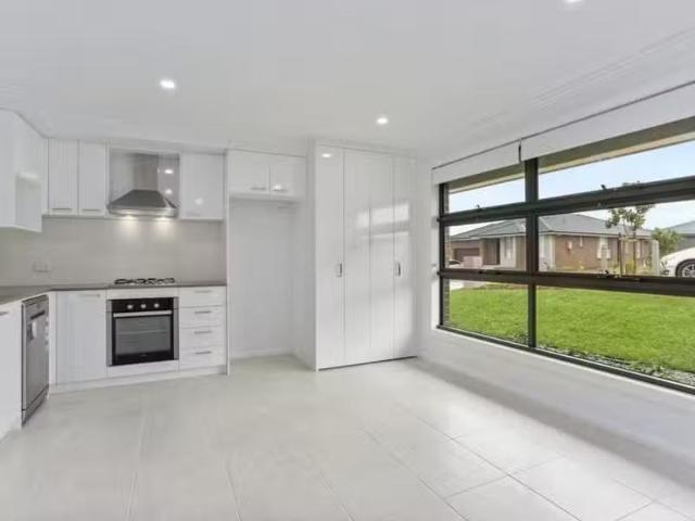 Condo for rent in Sydney, New South Wales