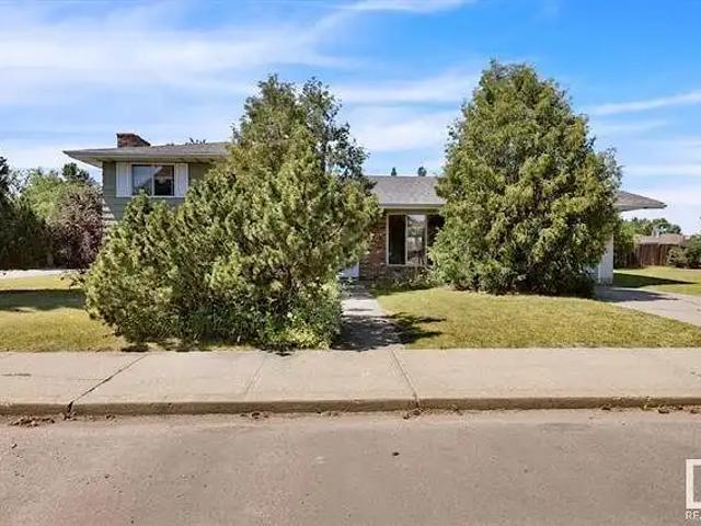 House for rent in Wedgewood, Alberta