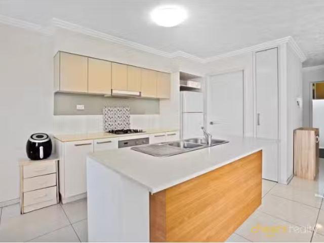 Apartment for rent in Toombul, Queensland