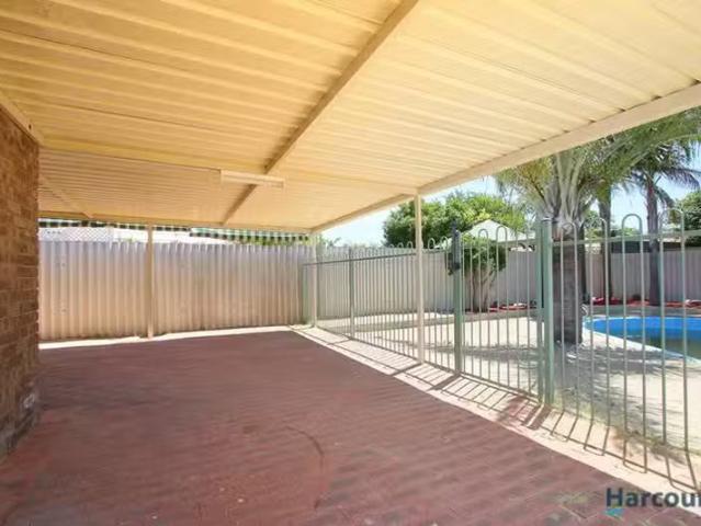 House for rent in Forrestfield, Western Australia