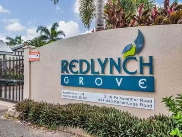 Apartment for rent in Redlynch, Queensland