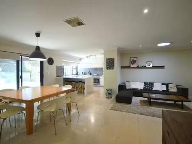 House for rent in Duncraig, Western Australia
