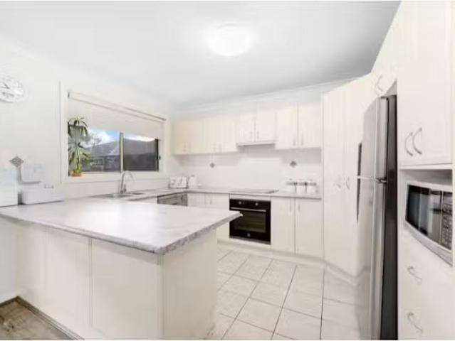 Condo for rent in Sydney, New South Wales