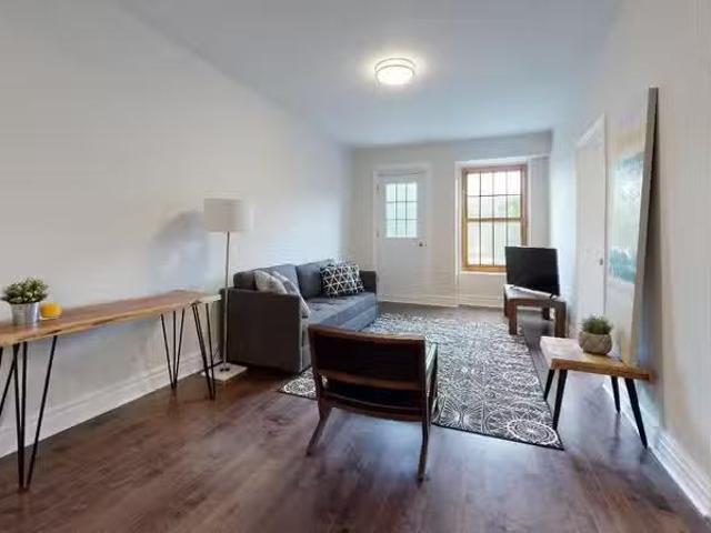 Condo for rent in Westmount, Quebec