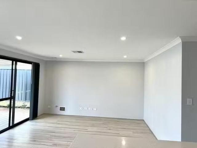 House for rent in Hammond Park, Western Australia
