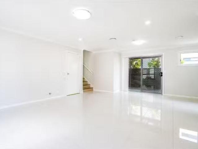 Condo for rent in Sydney, New South Wales