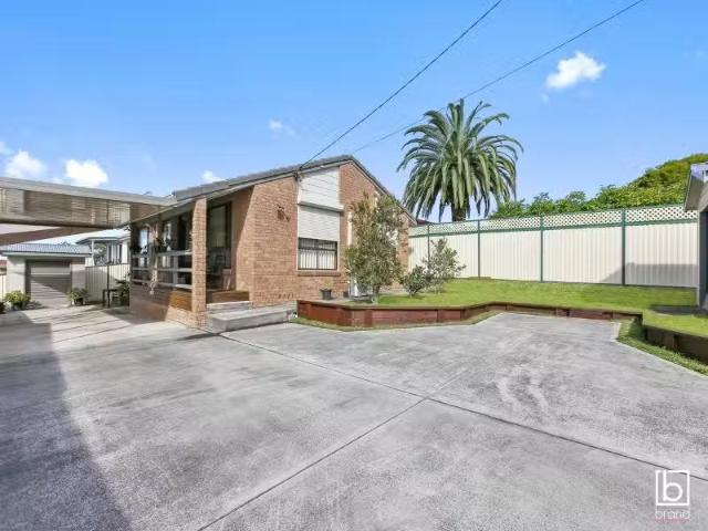 House for rent in Charmhaven, New South Wales