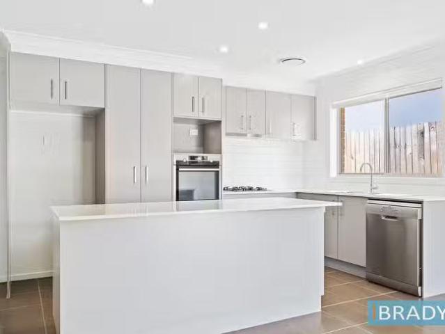House for rent in Franklin, Australian Capital Territory