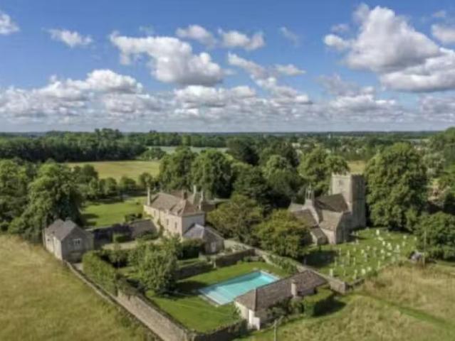 House for rent in Fossebridge, Gloucestershire