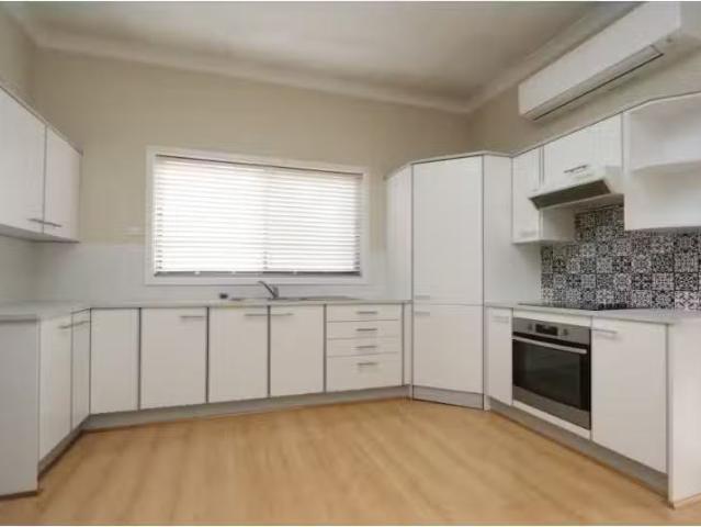 House for rent in Brisbane Grove, New South Wales