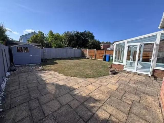 House for rent in Oakley, Merley