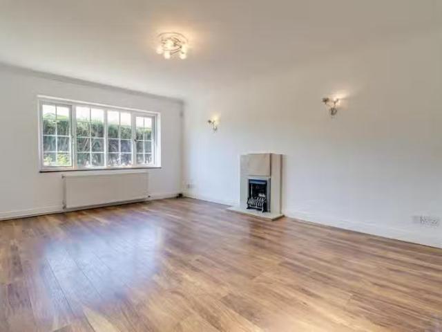 House for rent in Wood End, Five Acres