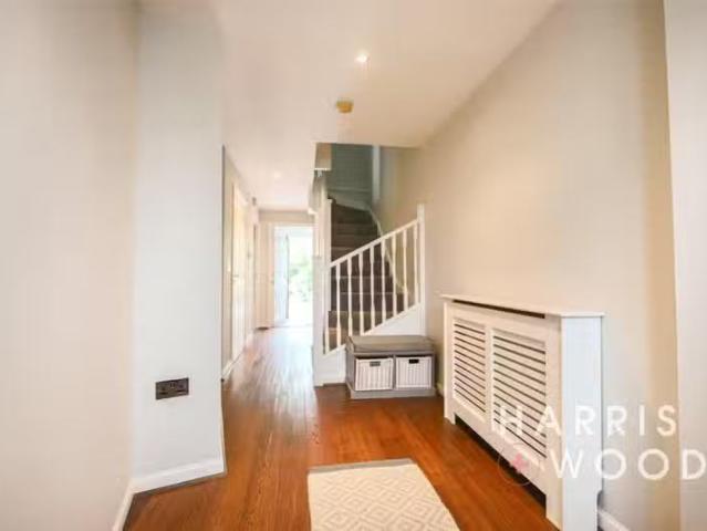 House for rent in Chipping Hill, Essex