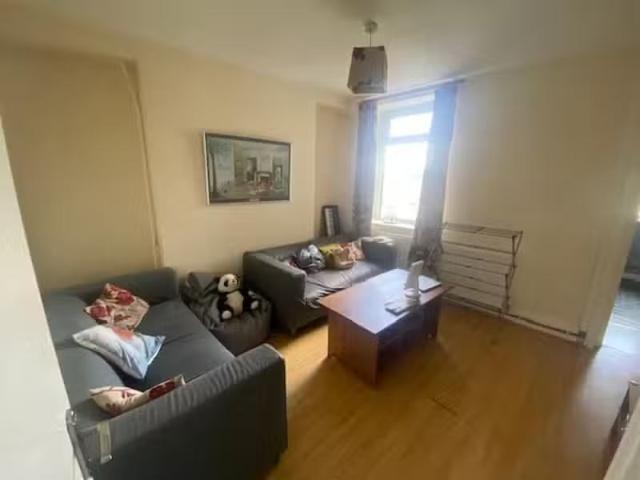 House for rent in Pontypridd, Wales