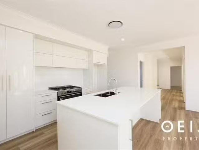 House for rent in Hammond Park, Western Australia