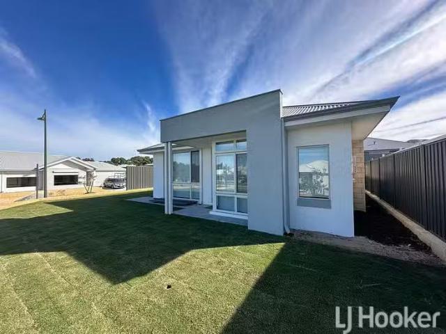House for rent in Parklands, Western Australia