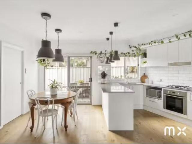 House for rent in Wollongong West, New South Wales