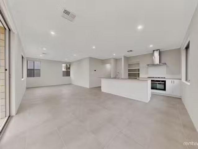 House for rent in Parklands, Western Australia