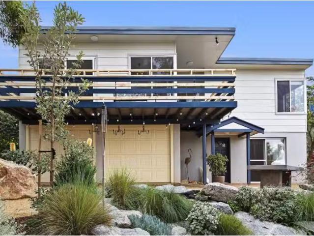 House for rent in Wollongong West, New South Wales