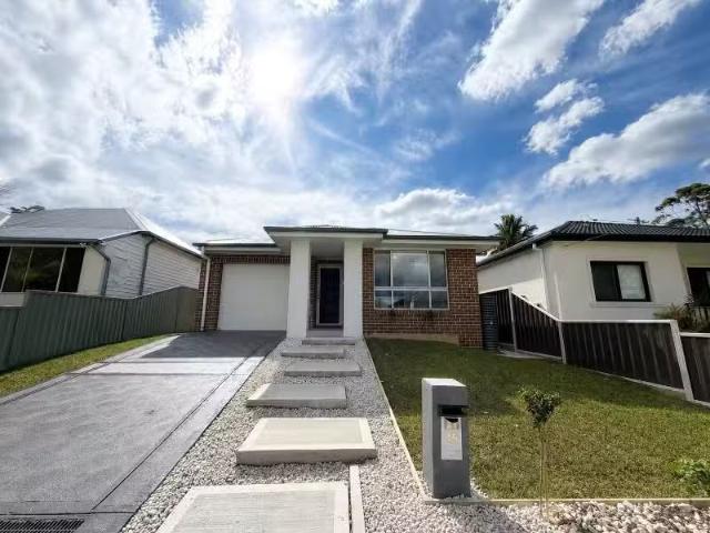 House for rent in Greenacre, Sydney