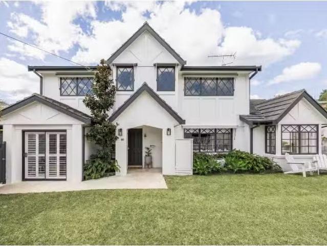 House for rent in Wollongong West, New South Wales