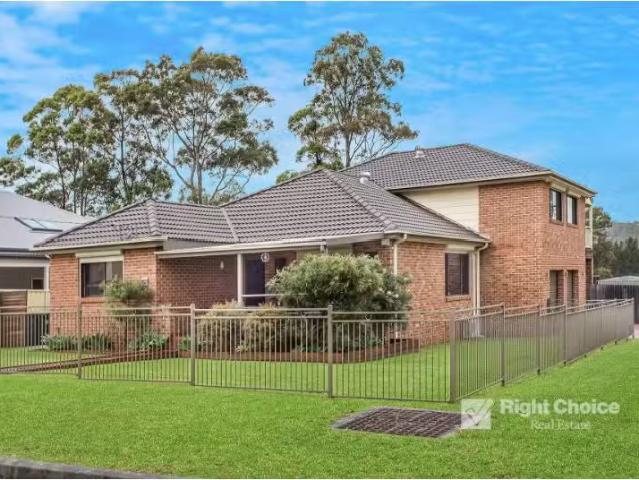 House for rent in Oak Flats Dc, New South Wales