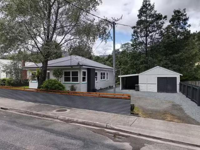 House for rent in Queenstown, Tasmania