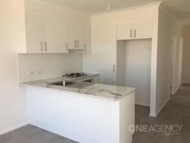 House for rent in Brisbane Grove, New South Wales