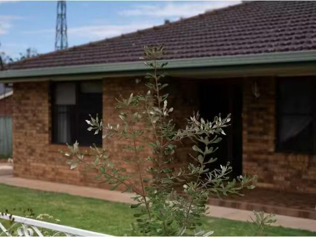 House for rent in Peak Hill, New South Wales