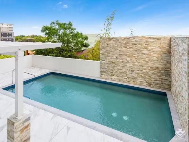 Apartment for rent in Toombul, Queensland