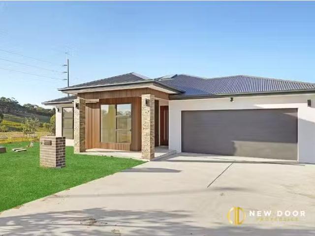 House for rent in Googong, New South Wales
