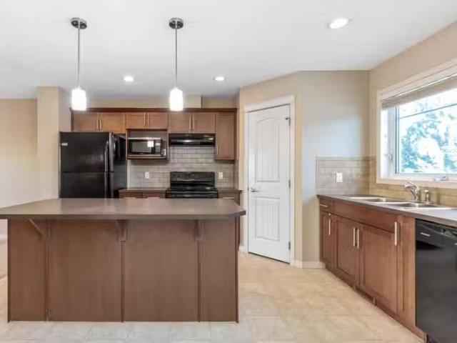 House for rent in Northwest, Alberta