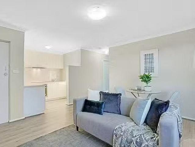 Apartment for rent in Jolimont, Western Australia