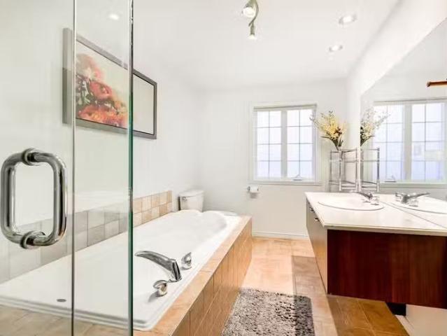 House for rent in Brossard, Quebec