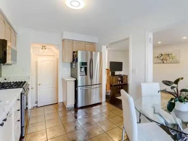 Condo for rent in Milton, Ontario