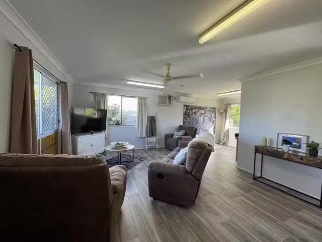 House for rent in Kelso, Queensland