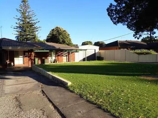 House for rent in Forrestfield, Western Australia