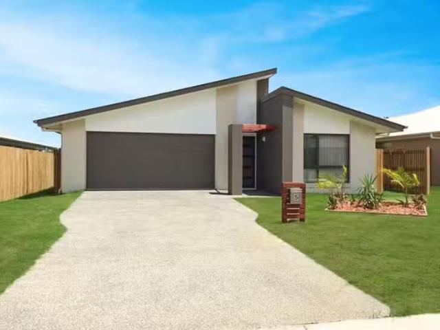 House for rent in Parkhurst, Queensland