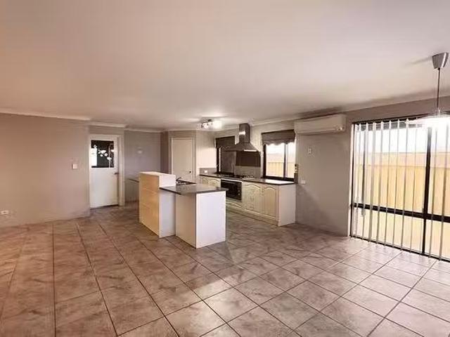House for rent in Dalyellup, Western Australia