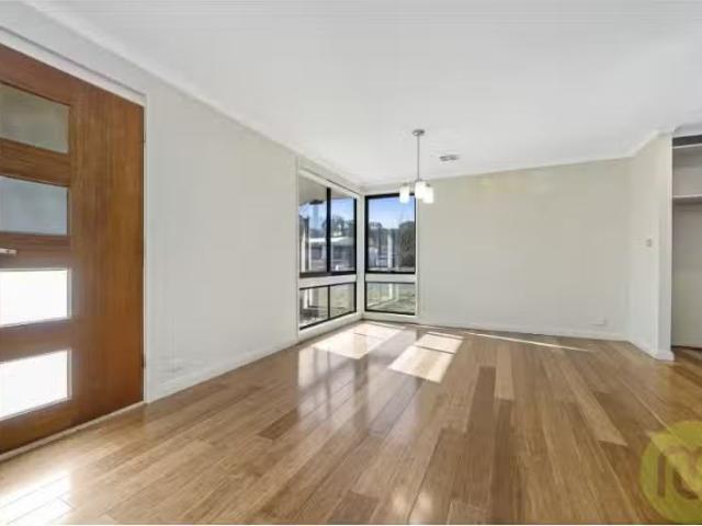 House for rent in Wanniassa, Australian Capital Territory