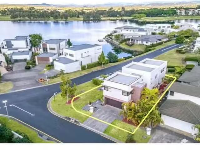 House for rent in Champion Lakes, Western Australia