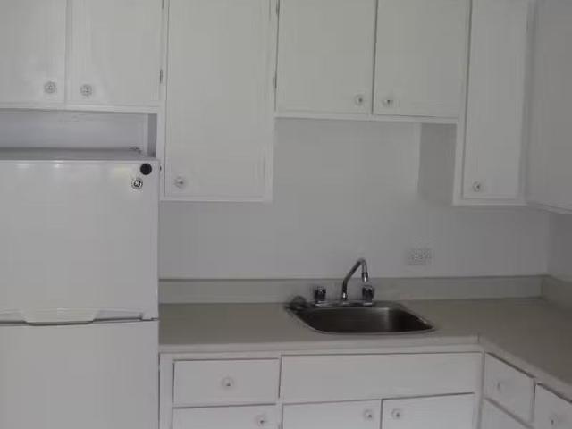 Condo for rent in Dorval, Quebec