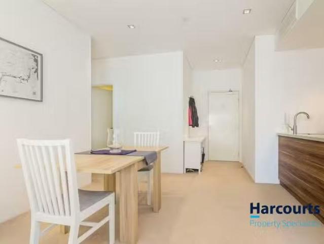 House for rent in Cockburn, Western Australia
