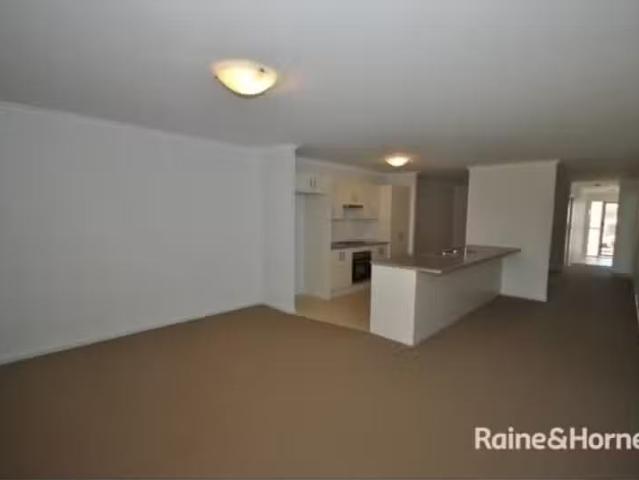 Condo for rent in Worrigee, New South Wales