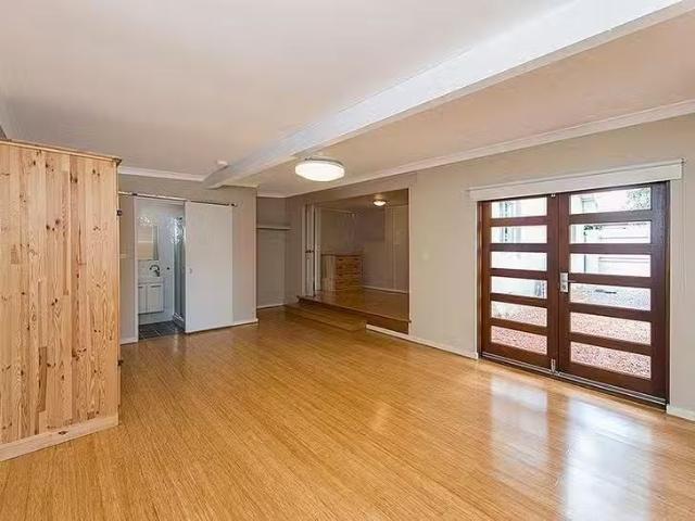 House for rent in Carlisle, Western Australia